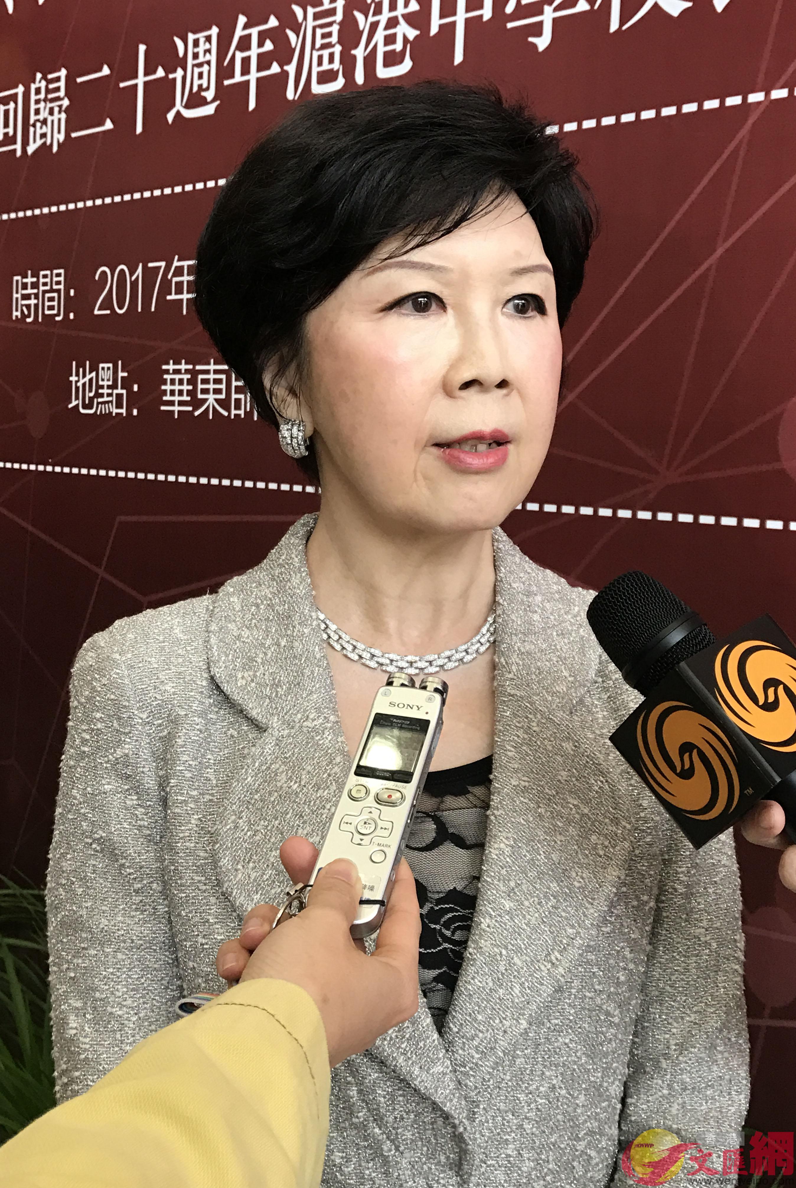 香港大中华会主席胡葆琳表示增进教育交流可防止「港独」噪音（记者孔雯琼摄影）