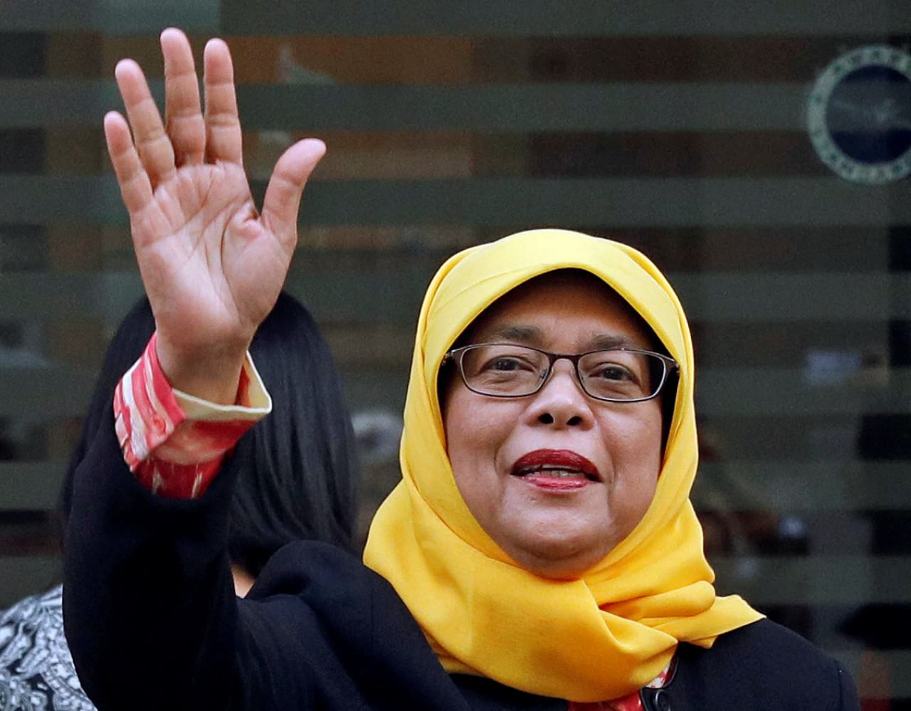 新加坡首任女性总统出炉