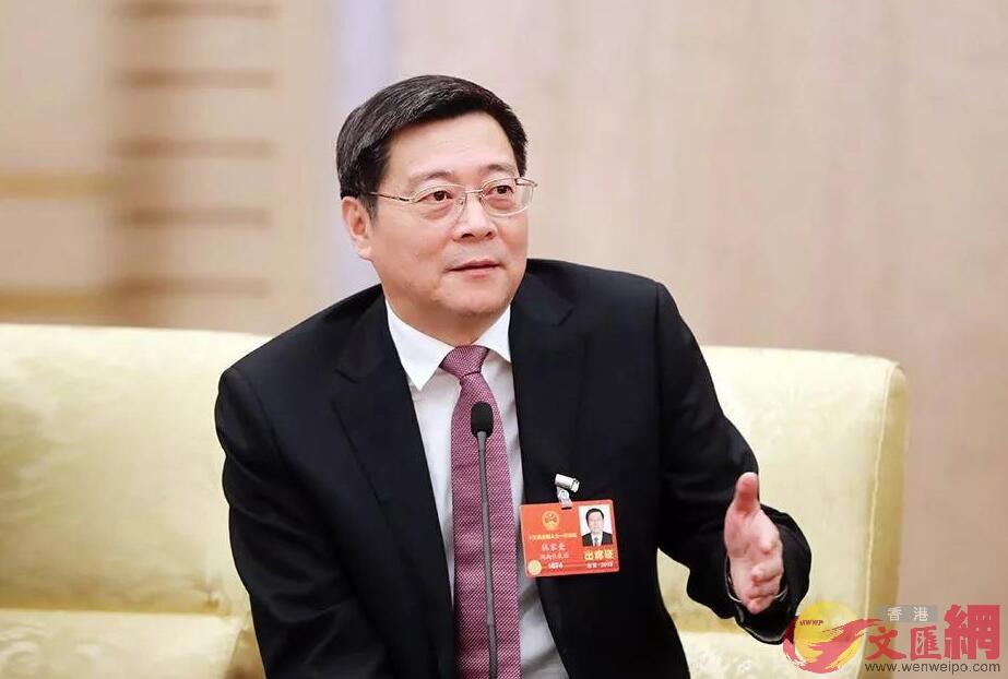 全國人大代表、湖南省委書記杜家毫回答記者提問。