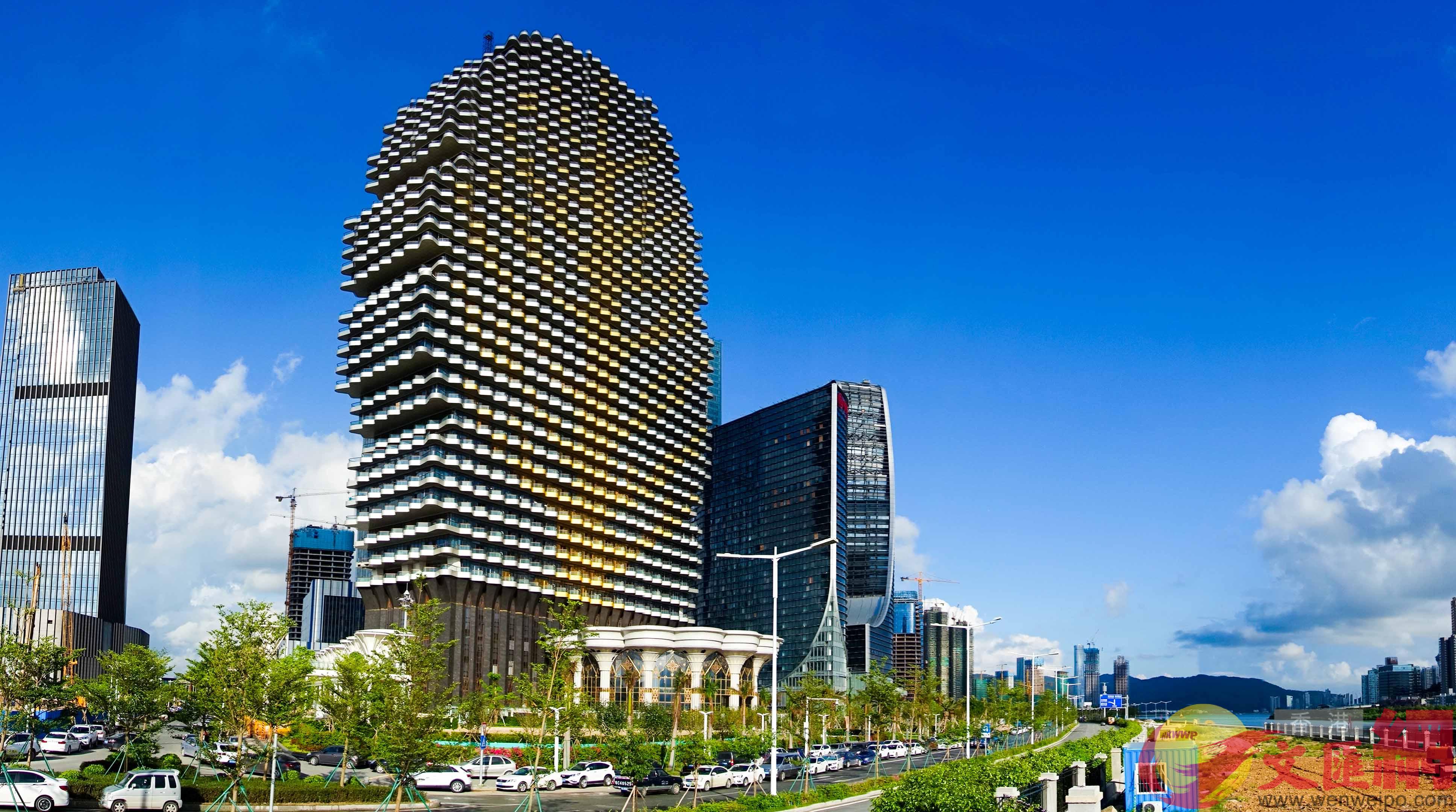 目前橫琴吸引港澳企業2218家，其中港資企業突破1000家，圖為高樓在橫琴加速興建。