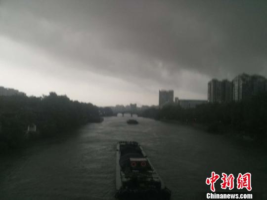 16日的杭州暴雨C 