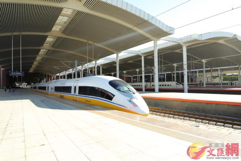 哈牡客專全線軌道設施和列車運行狀態開始調試優化C記者于海江攝