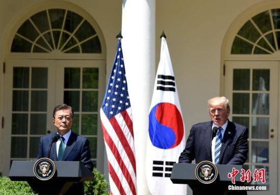 資料圖片G韓國總統文在寅與美國總統特朗普C