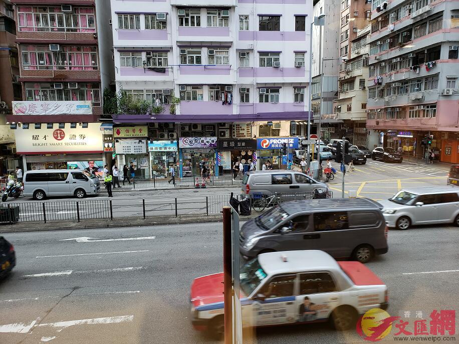 香港特區政府擬修訂m道路交通條例nC圖為香港街景C