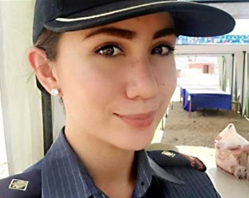 蘇菲亞羅蘭E狄里尤被譽為u菲國最美女警v]twitter圖片^