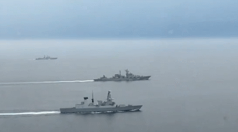 俄3艘艦船駛入英吉利海峽A英軍緊急派軍艦攔截英國C(圖源Gm每日星報n)