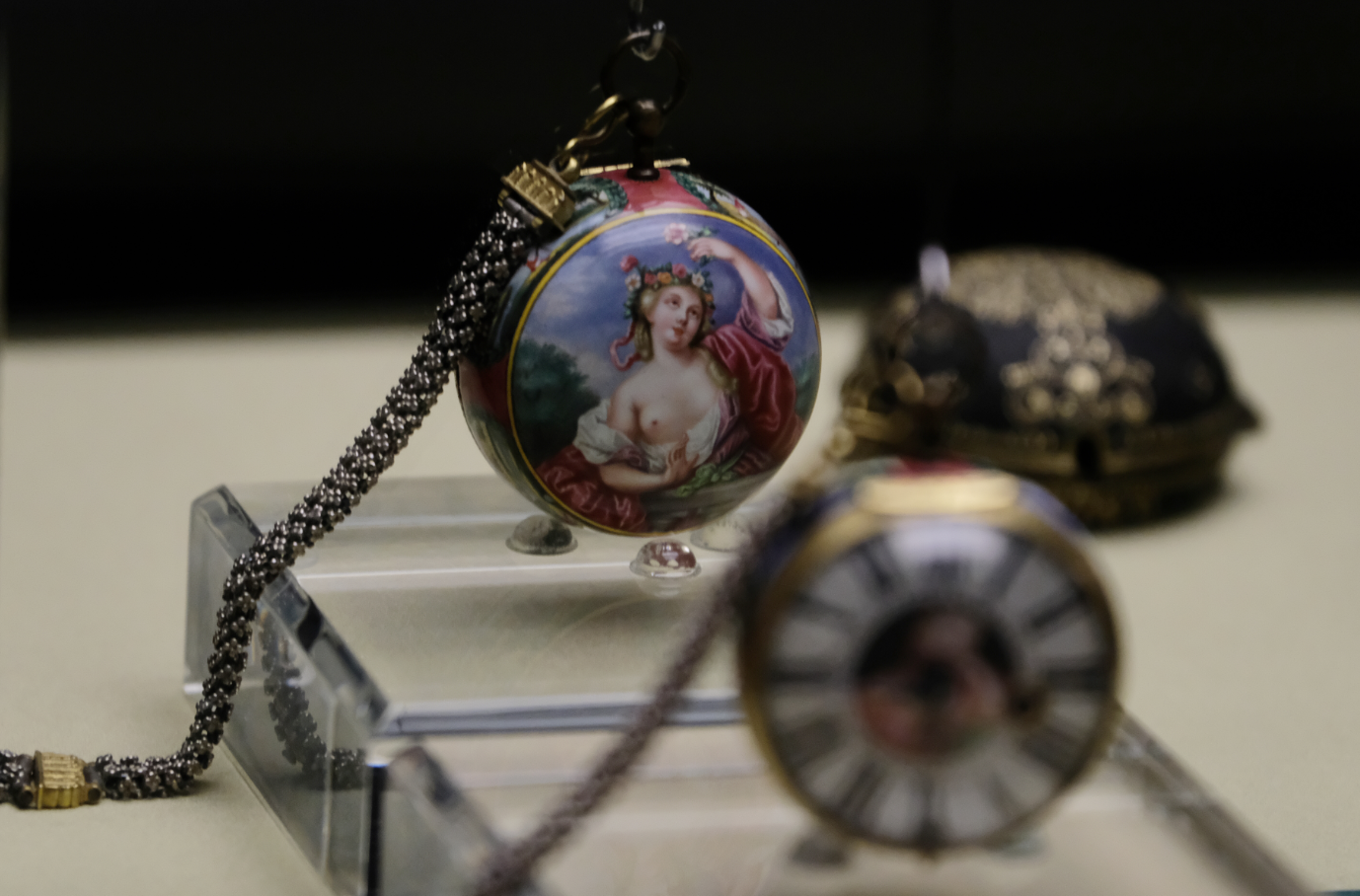u匠心獨運XX鐘錶珍寶展v展出來自英國B法國和瑞士的鐘錶