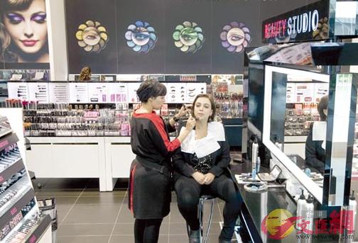 香水含有致敏物或塑化劑�]美聯社資料圖�^