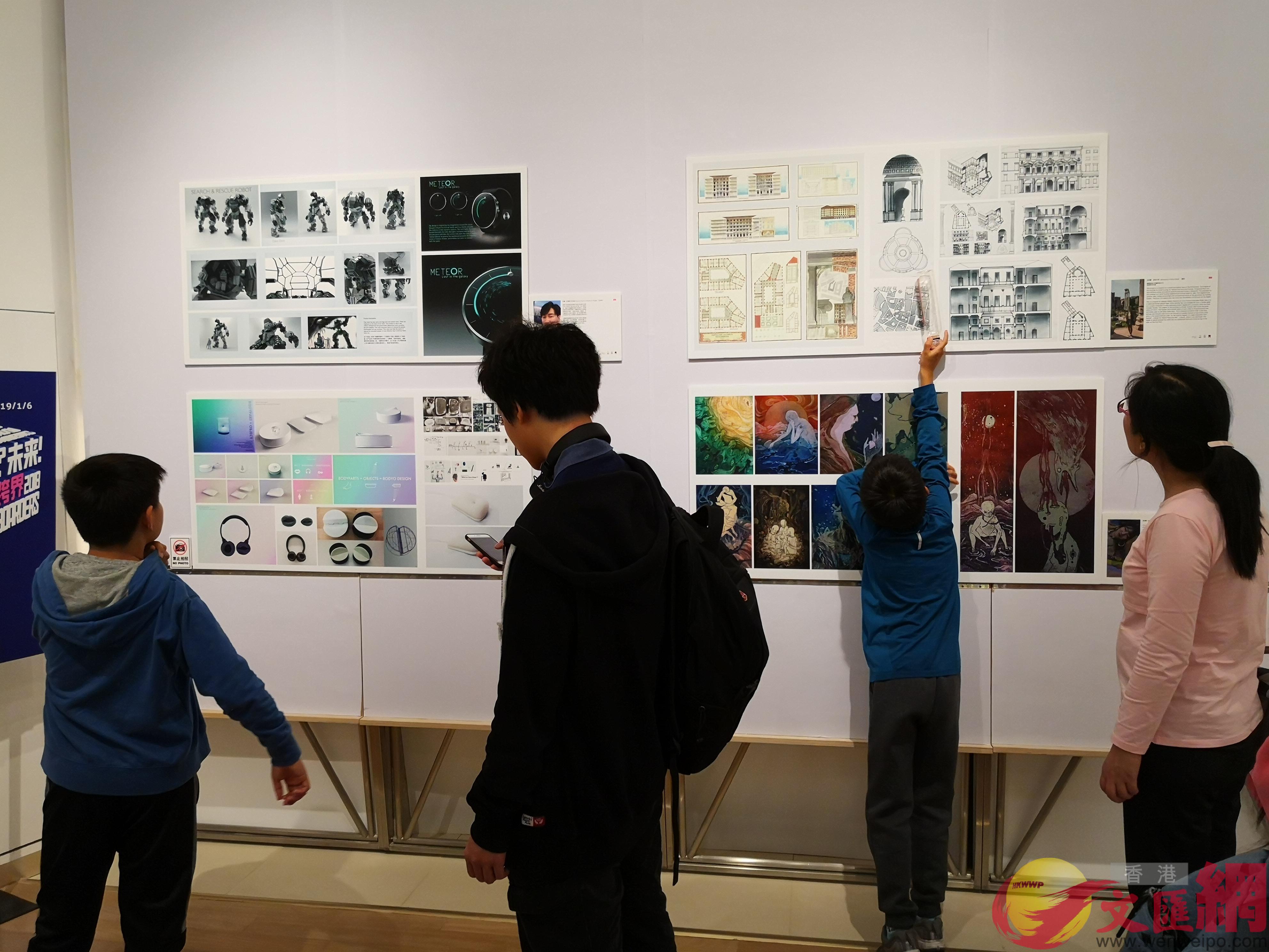 國際小燕畫院學生作品展今年主題確定為u邊界P跨界vC]記者熊君慧攝^