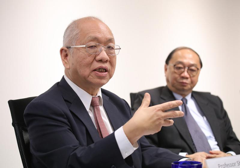 丘成桐直言�A世上沒有不勞而獲的事�A歷史上未出現過這樣的天才/大公報記者何嘉駿攝