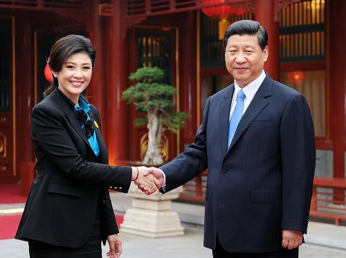 2012年4月18日A時任國家副主席習近平在北京釣魚台國賓館會見當時的泰國總理英拉C