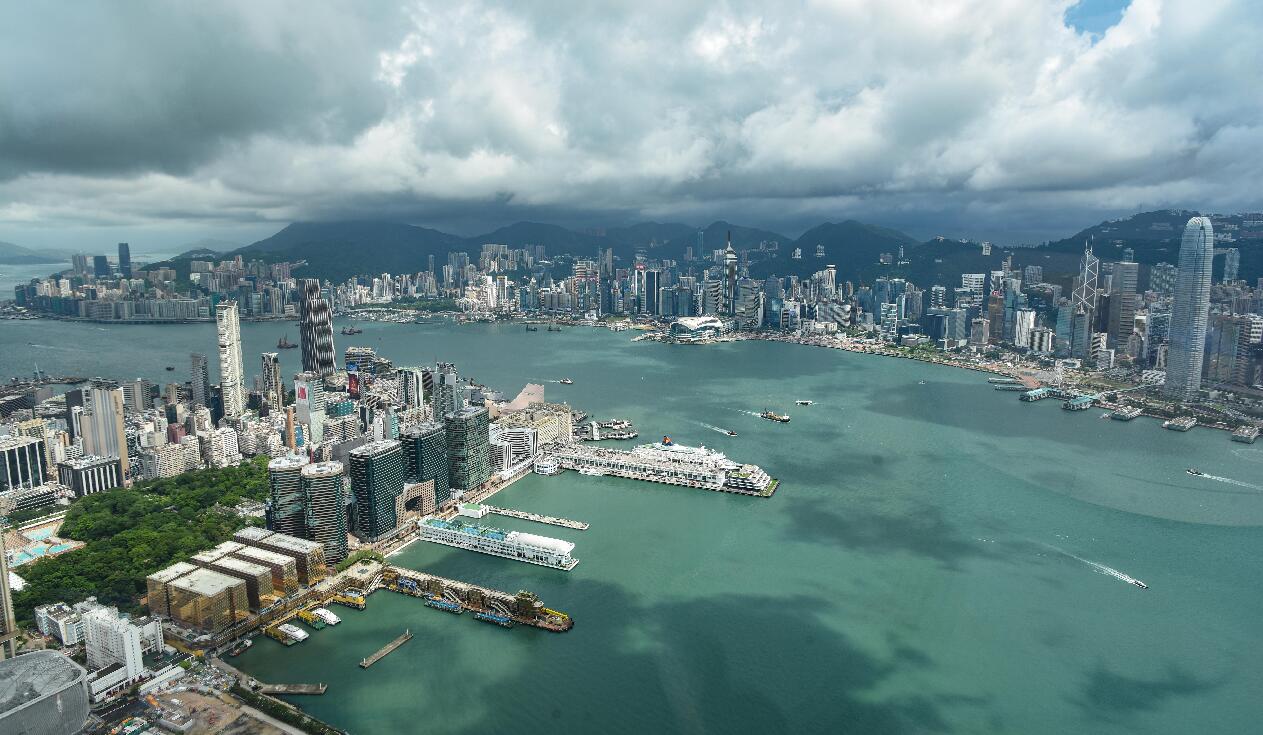 m粵港澳大灣區發展規劃綱要n明確支持香港鞏固和提升其作為國際金融B航運B貿易中心和國際航空樞紐的地位]中新社^