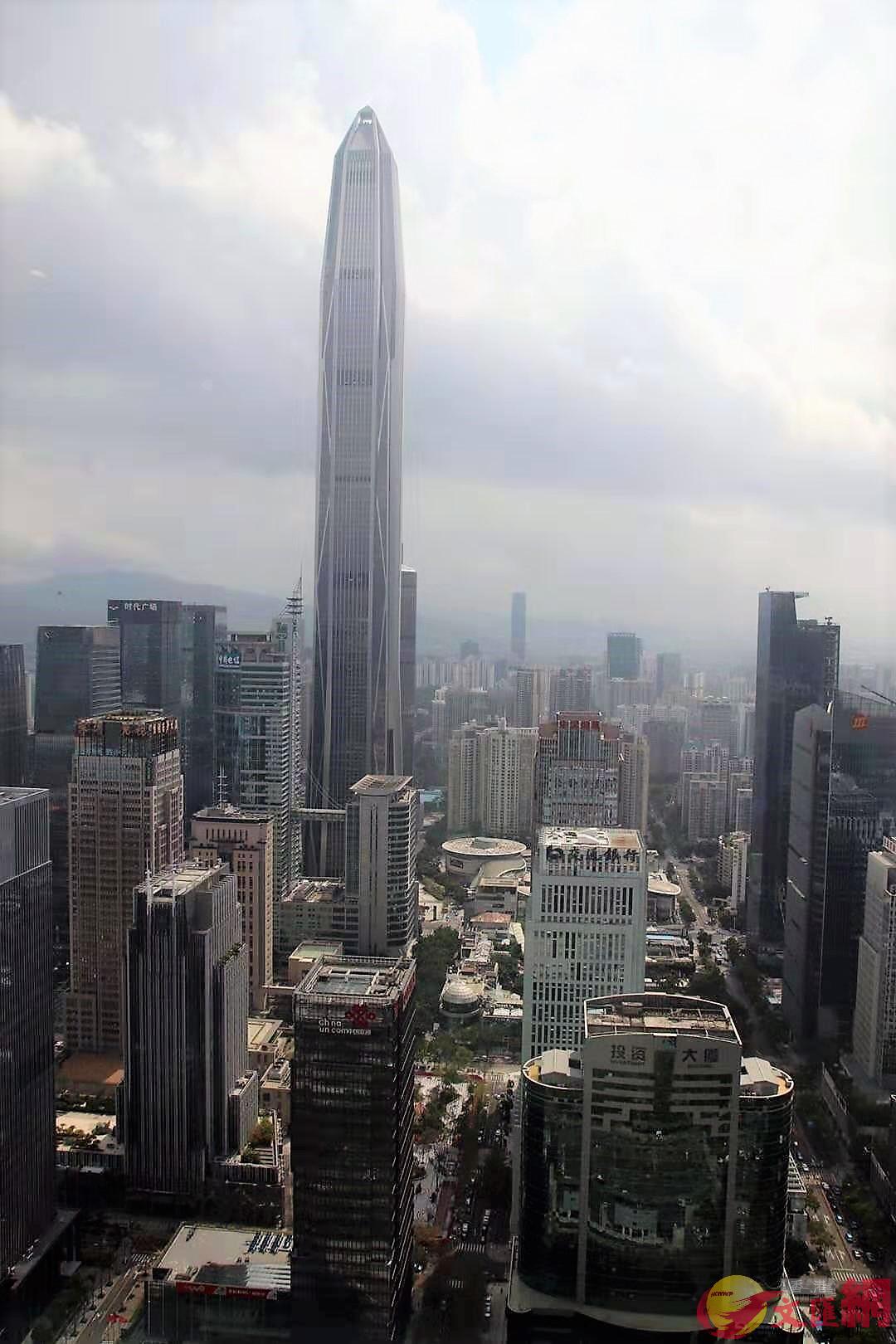 深圳第一高樓A平安金融中心(郭若溪 攝) 
