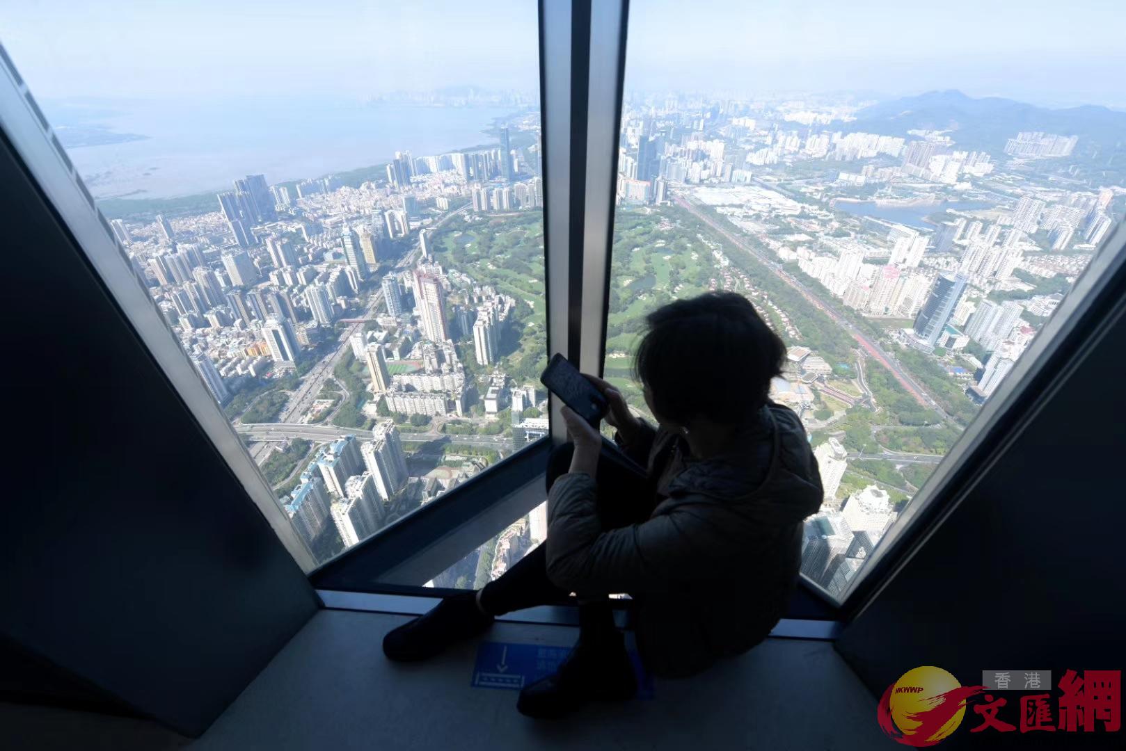深圳第一高樓 平安金融中心116層觀光(郭若溪 攝) 