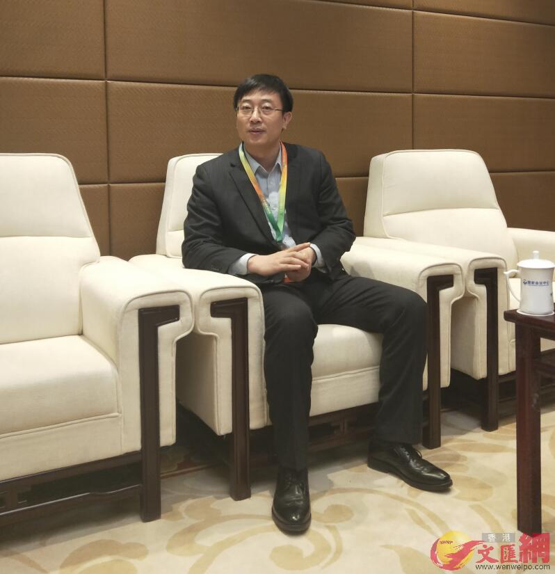 中非泰達投資控股有限公司副總經理魏建青接受記者採訪(朱燁 攝)