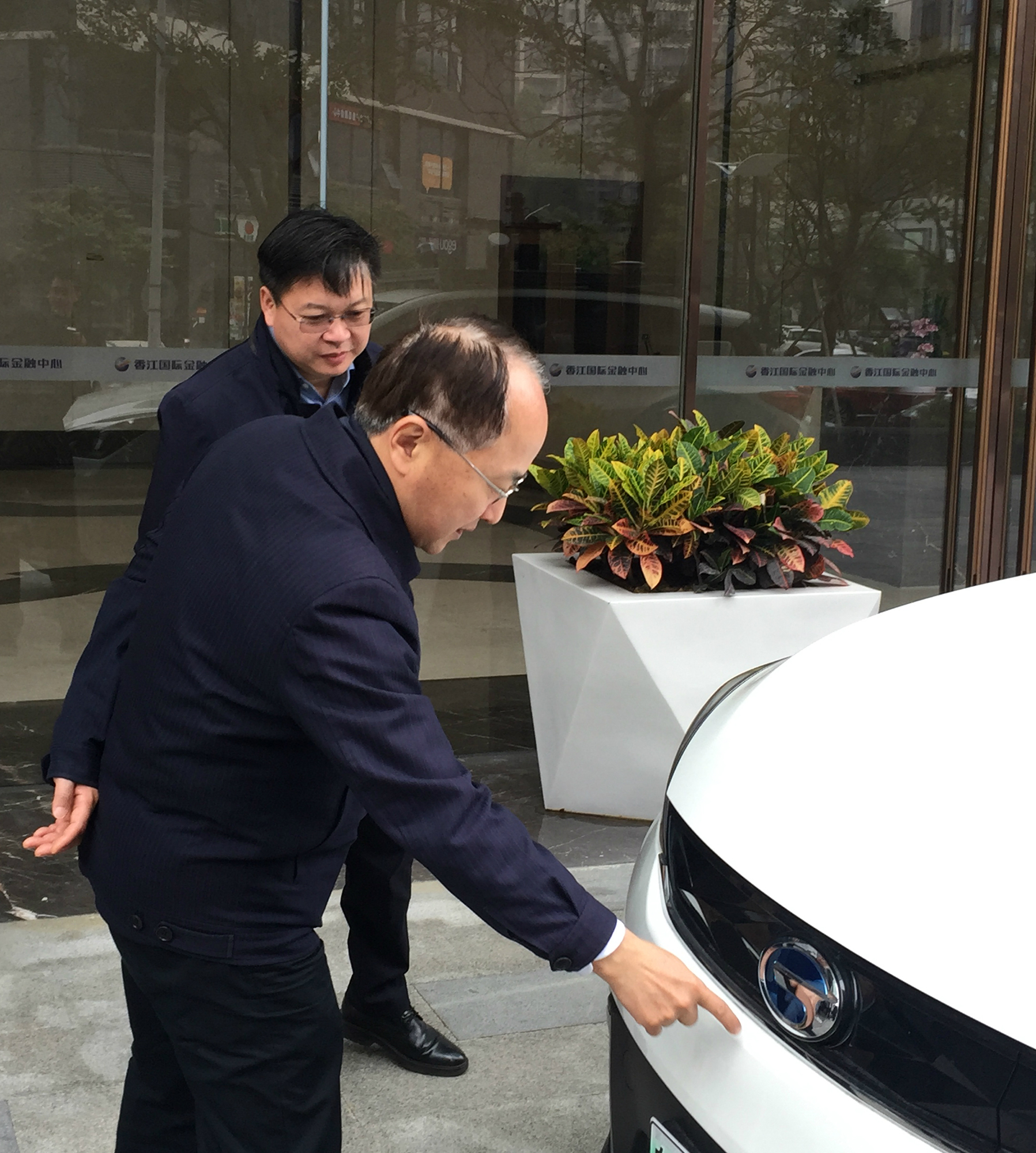 3月24日A在廣州小馬智行科技有限公司了解全自動無人駕駛汽車情況C