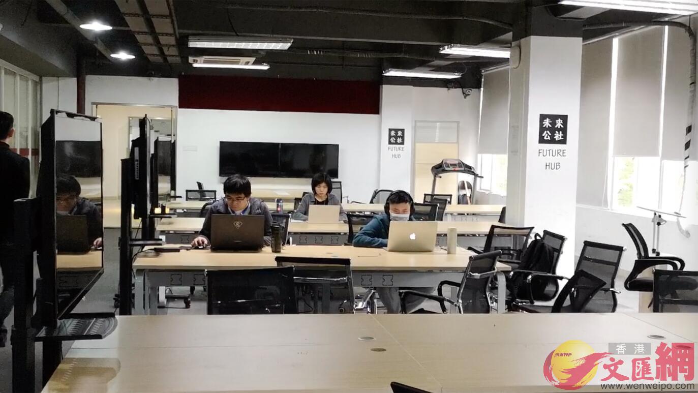深港大學生創新創業基地中的公共空間C實習記者胡永愛 攝
