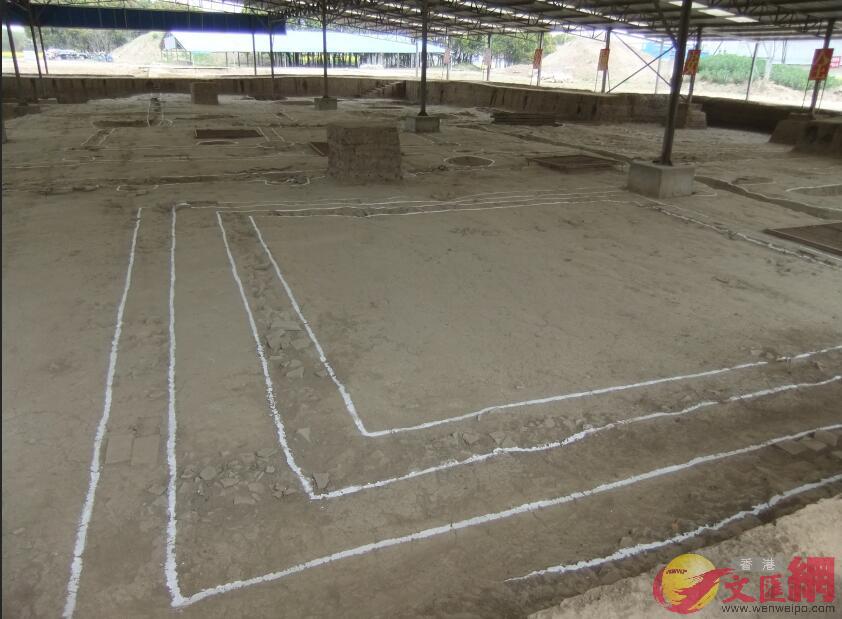 黃泗浦遺址中回字形寺院基址 記者陳旻攝影