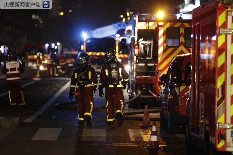 法國巴黎一居民樓發生大火 A數百人被疏散C