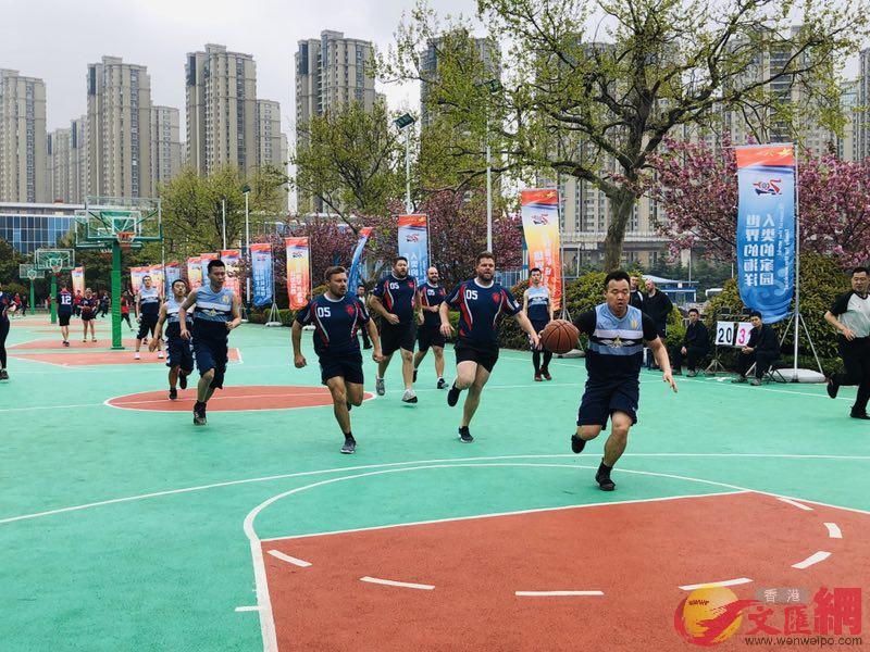 多國海軍間舉行籃球友誼賽