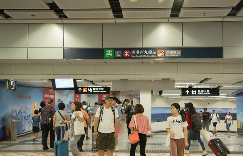 高鐵成為內地客前來香港的便捷選擇]大文全媒體資料圖^