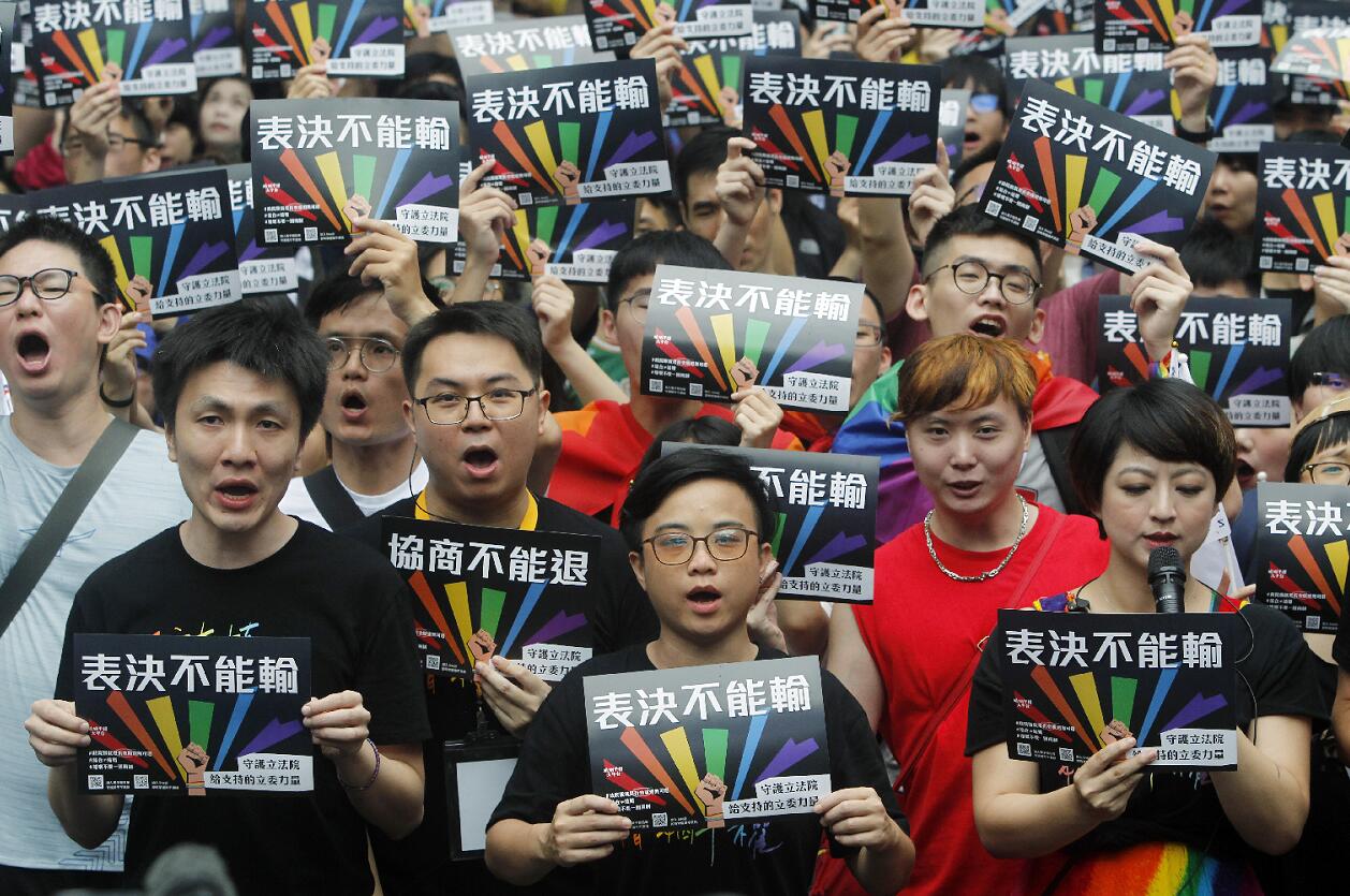 台灣通過同婚法案A5月24日起同性戀可注冊結婚C