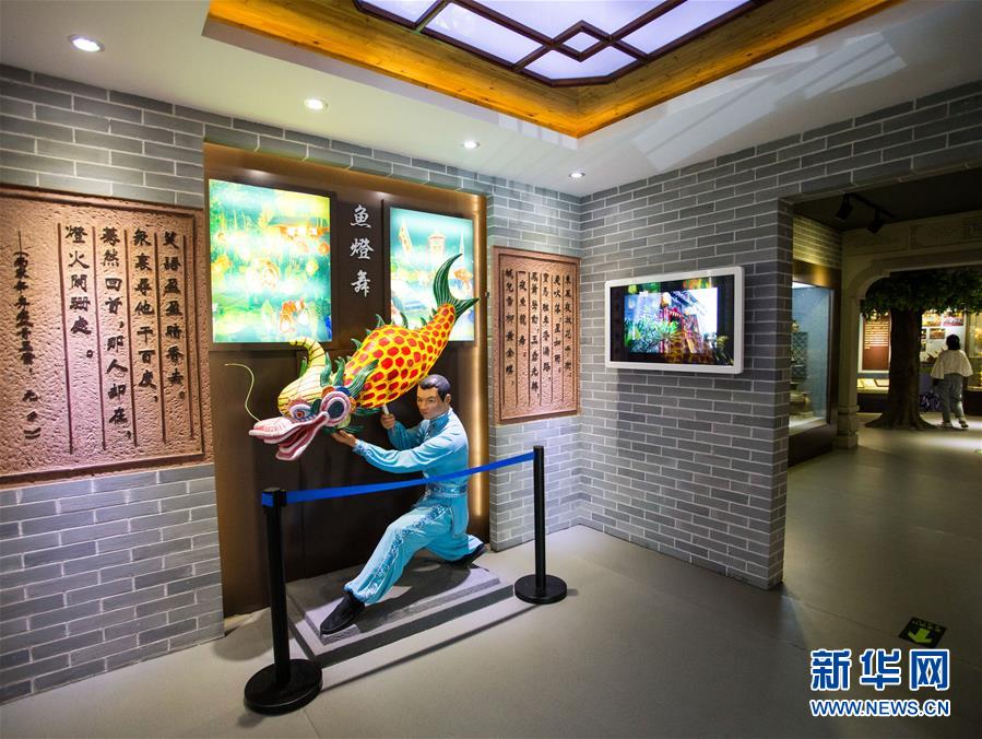 5月18日A觀眾在沙頭角魚燈舞民俗博物館參觀C新華社