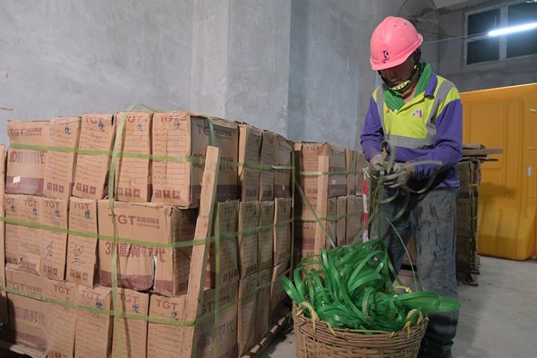 她期望藉此為業界建立榜樣A推動建築材料重用B廢料回收A大家一起從源頭減廢C