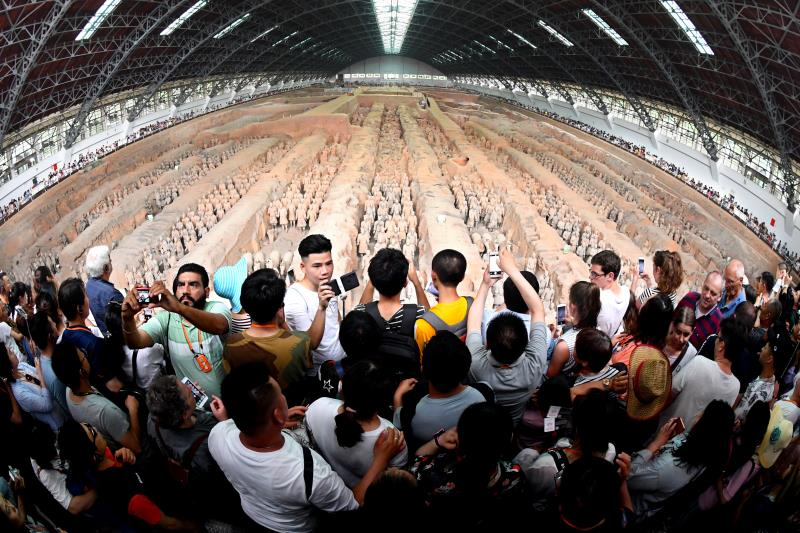 兵馬俑端午遊客爆滿。(陝西省文物局供圖)