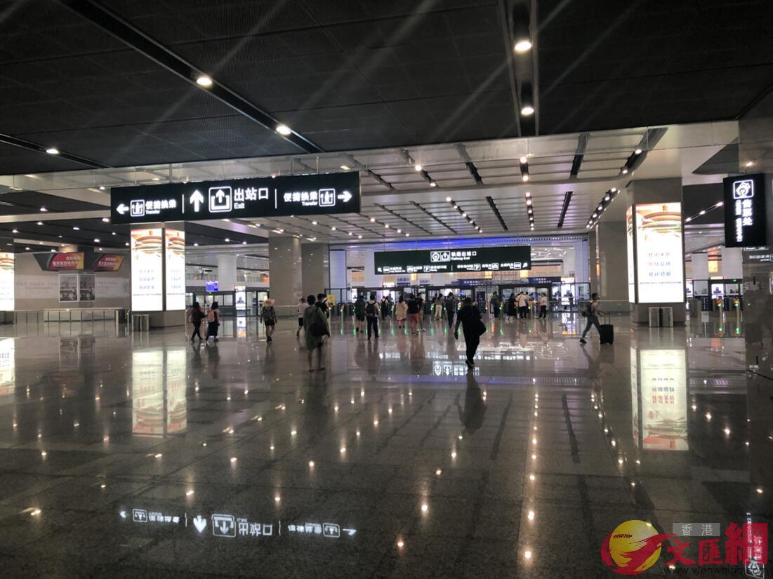 7月11日A重慶西站直達香港高鐵將開通A二等座僅660元C圖為重慶西站C(孟冰 攝)