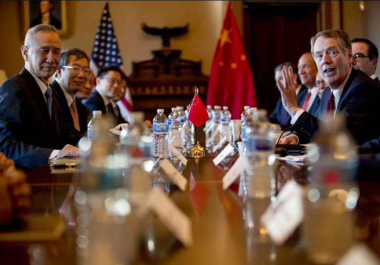 中美经贸谈判牵头人通话 寻求重启贸谈