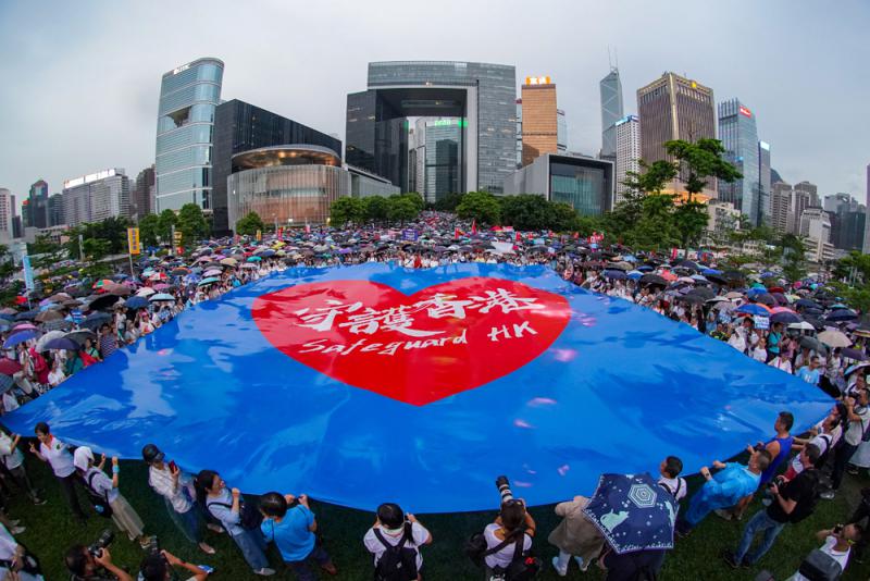 7月20日下午A31萬香港市民在金鐘添馬公園參加u守護香港v集會C]圖片來源G中新社^