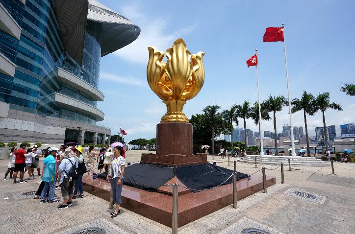 香港熱門景點金紫荊廣場遊客寥寥]文匯報資料圖^ 