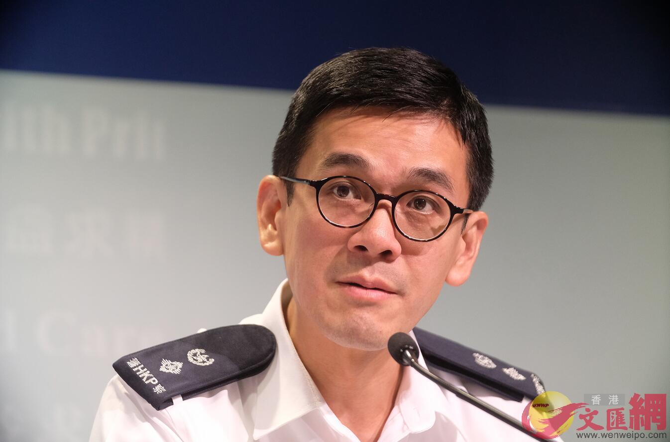 警察公共關係科高級警司江永祥見傳媒