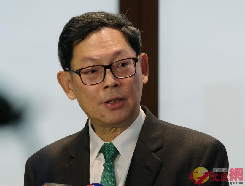 陳德霖預料香港第三季經濟下行有不少壓力C