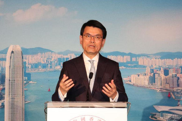 邱騰華表示香港有能力改革重塑重建C政府新聞處