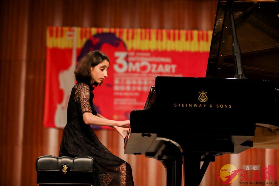 鋼琴B組第一名B來自俄羅斯的Sofia MelkumovaC(方俊明攝)