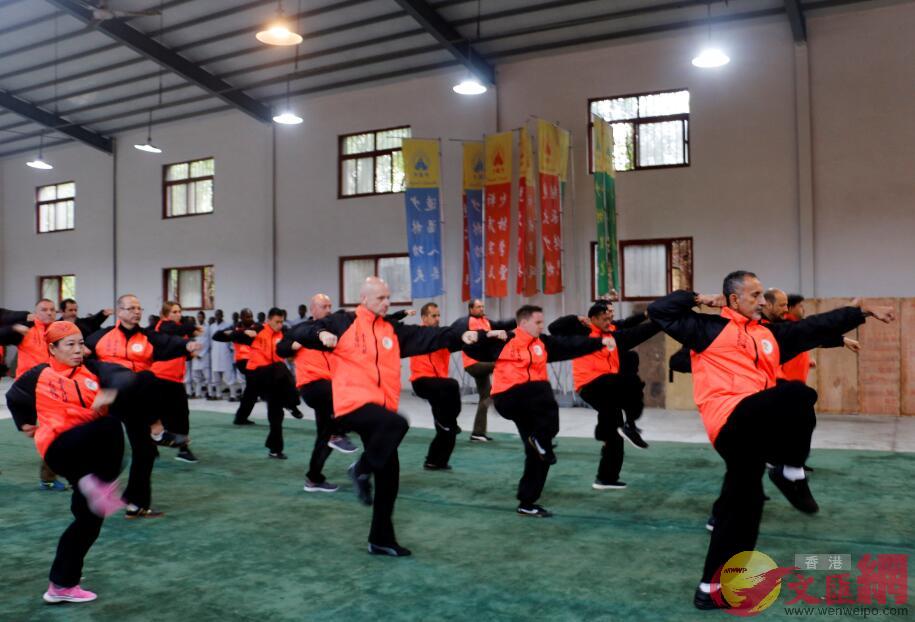 李錦榮弟子展演功夫(馮雷攝) 李錦榮弟子展演功夫(馮雷攝)
