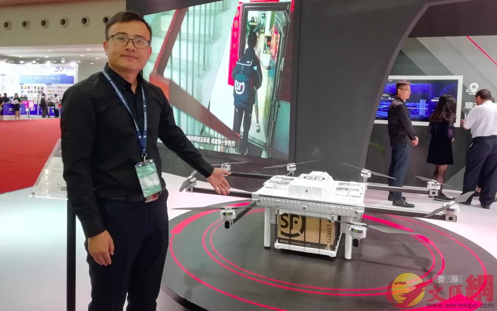 順豐推出的送貨無人機已在四川B江西試點應用A可以攜帶12公斤貨物航程為20公里C]記者李昌鴻攝^