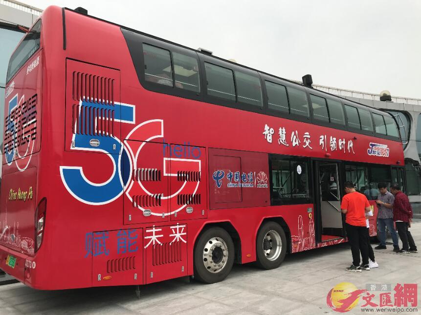 圖為廣州開發區投入運營的5G公交巴士C敖敏輝攝