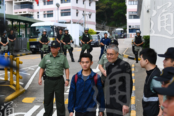 陳同佳出獄 對香港社會說「對唔住」