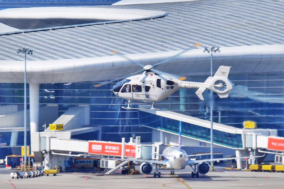 深圳機場成首個開通直飛香港跨境直升機航線的內地運輸機場C