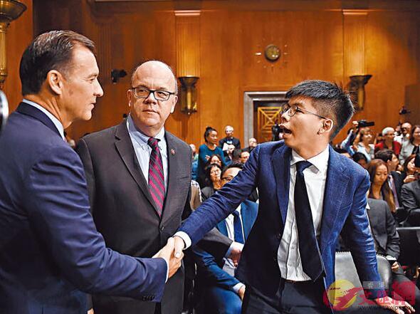 黃之鋒上月出席美國國會及行政當局中國委員 會聽證會A大肆唱衰香港C 資料圖片