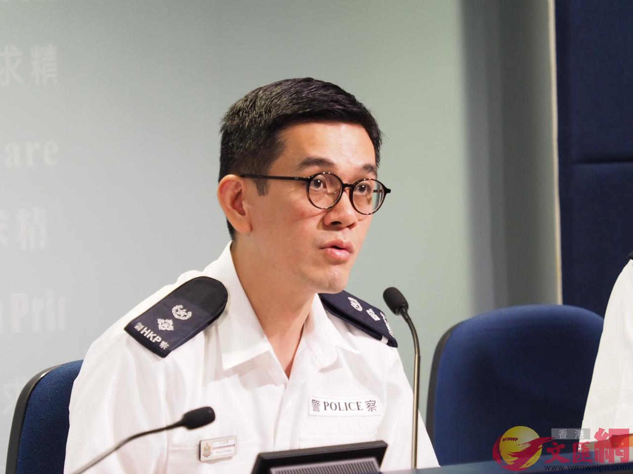 警察公共關係科高級警司江永祥批評暴徒今早噴污校巴的惡行C