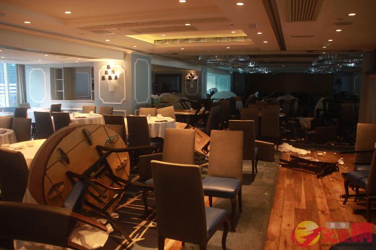 受暴亂衝擊A多家食肆被逼結業]香港文匯報資料圖片^