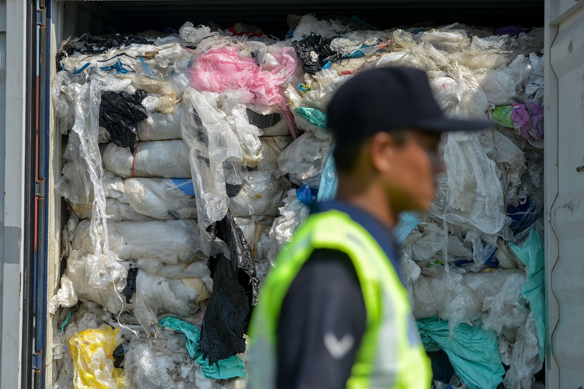 馬來西亞敦促發達國家停止輸出垃圾廢品C]新華社資料圖^