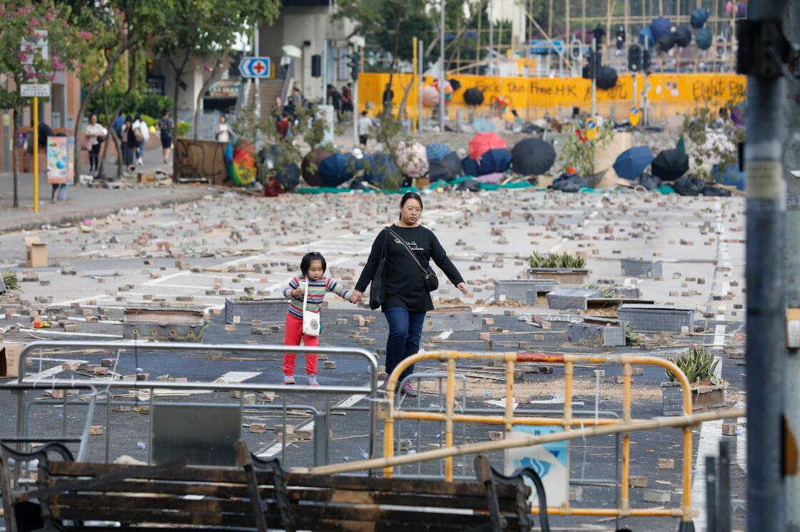 浸大封路A出入浸會醫院的人都受影響C