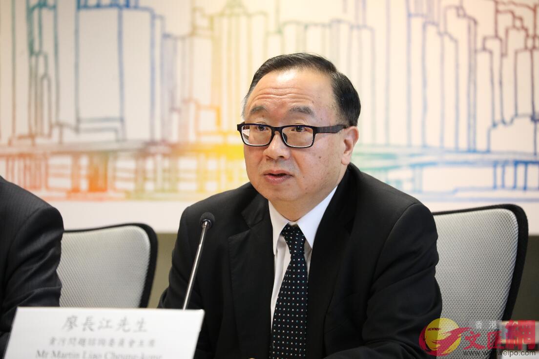 廖長江表示廉署共接獲518宗與去年11月區議會選舉有關的投訴(大公文匯全媒體記者 李斯哲 攝^