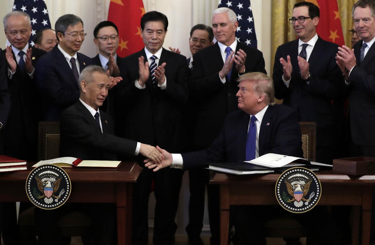 中美在白宮簽署第一階段貿易協議C]美聯社^