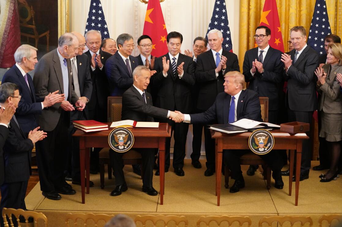 當地時間1月15日A中美第一階段經貿協議簽署儀式在華盛頓舉行C資料圖G新華社